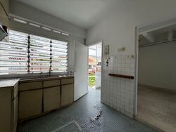 Golden Hill Estate (D19), Terrace #593667431